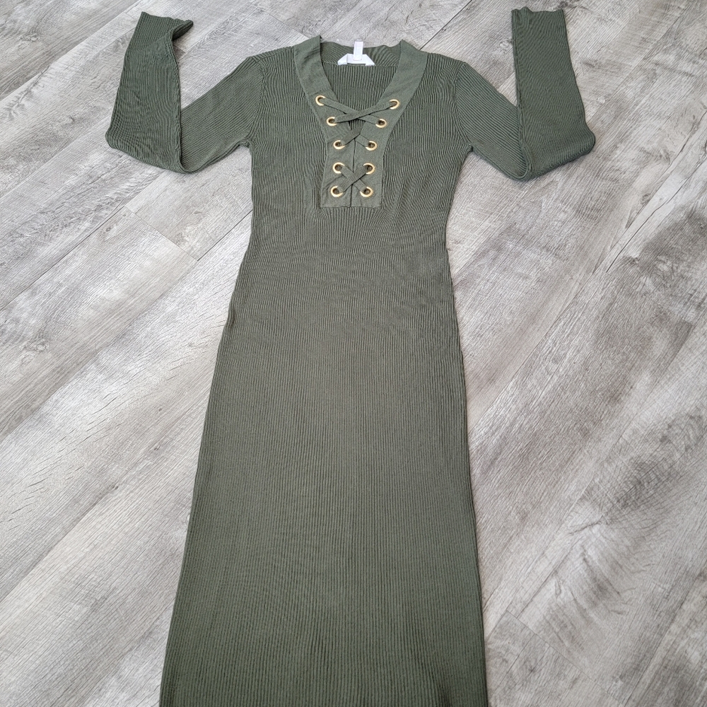 Lace up Bodycon Dress Long Sleeves NWOT - Picture 6 of 9